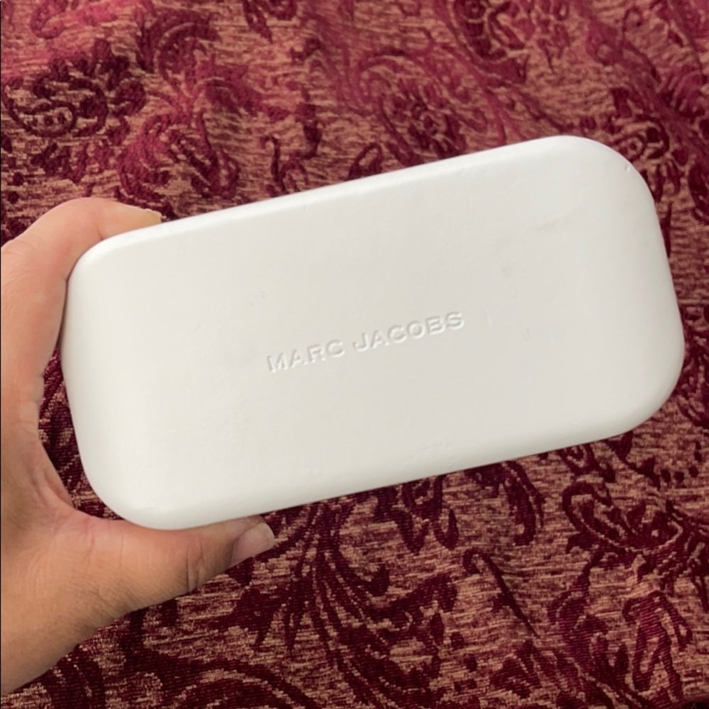 Sunglasses case